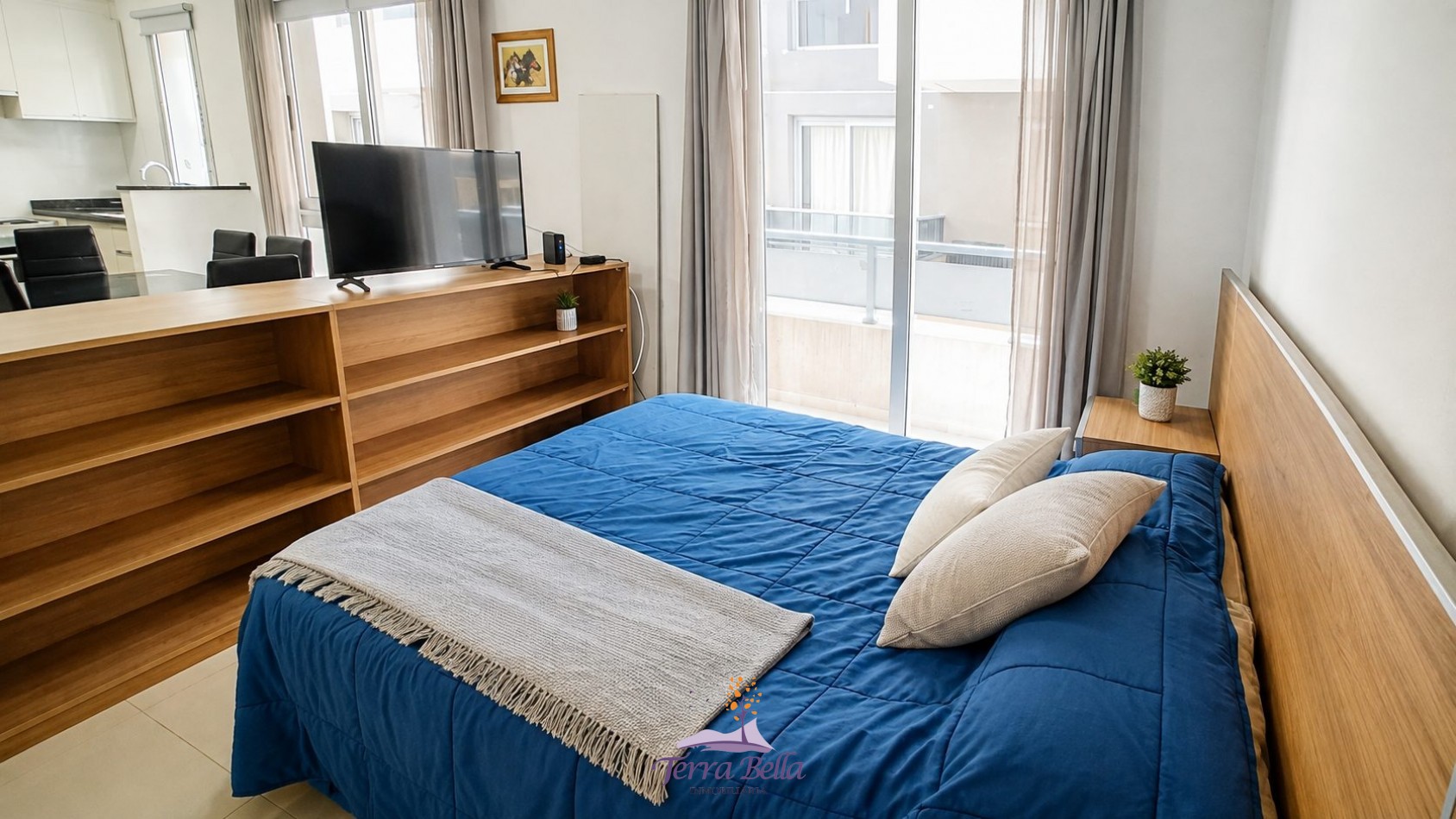 DEPARTAMENTO PARA 4 PERSONAS - CENTRICO-PILETA-TERRAZA-COCHERA-GIM-JUEGOS