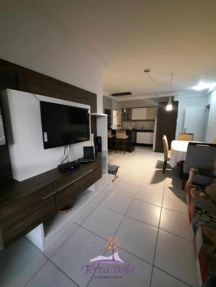 DEPARTAMENTO PARA 8 - PISCINA - A 150 METROS DEL MAR - CACHOEIRA