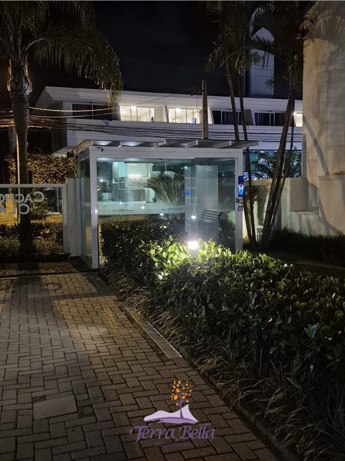 DEPARTAMENTO PARA 8 - PISCINA - A 150 METROS DEL MAR - CACHOEIRA