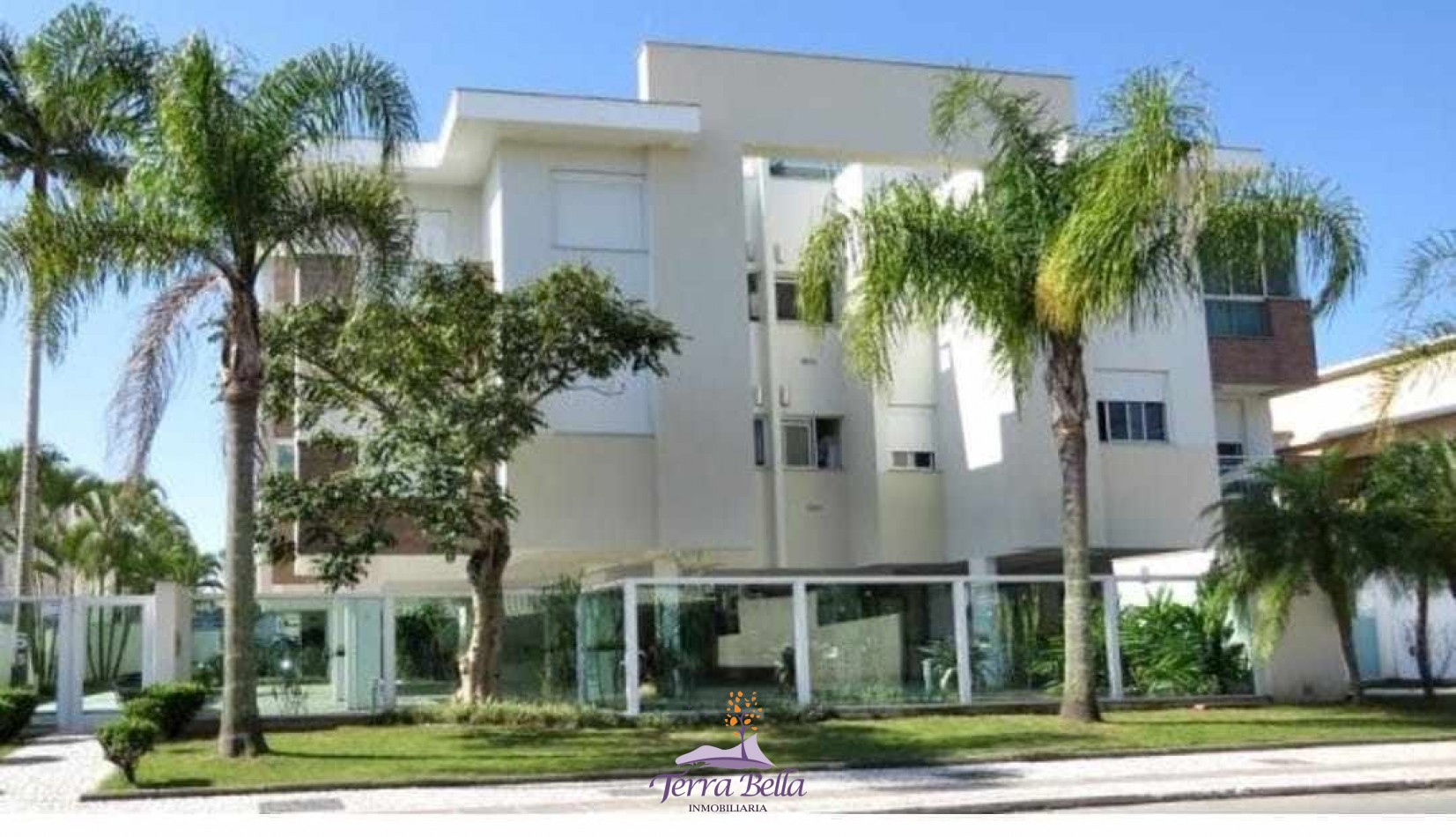 DEPARTAMENTO PARA 8 - PISCINA - A 150 METROS DEL MAR - CACHOEIRA