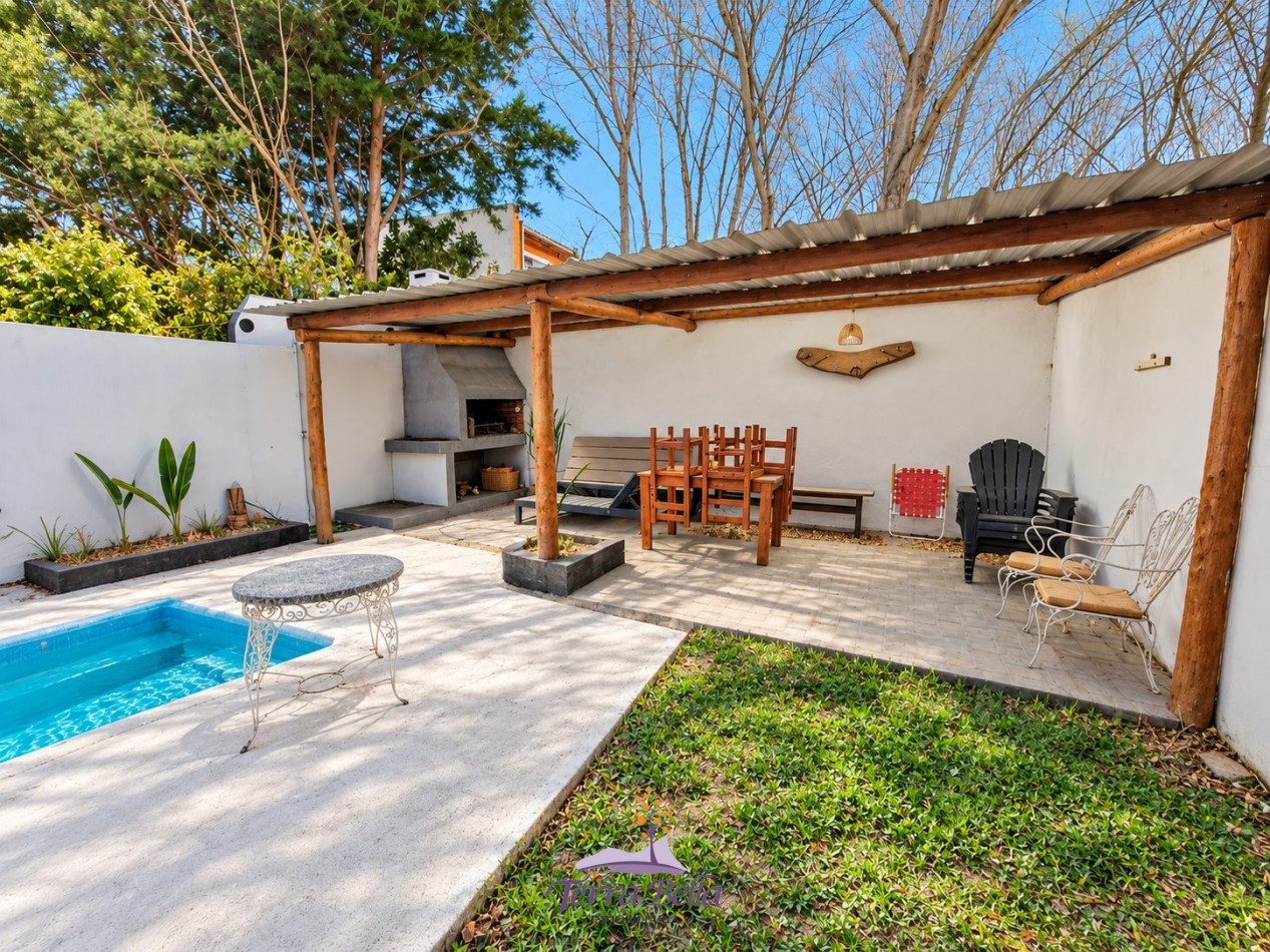 CASA PH DE DOS DORMITORIOS CON PILETA, QUINCHO Y COCHERA