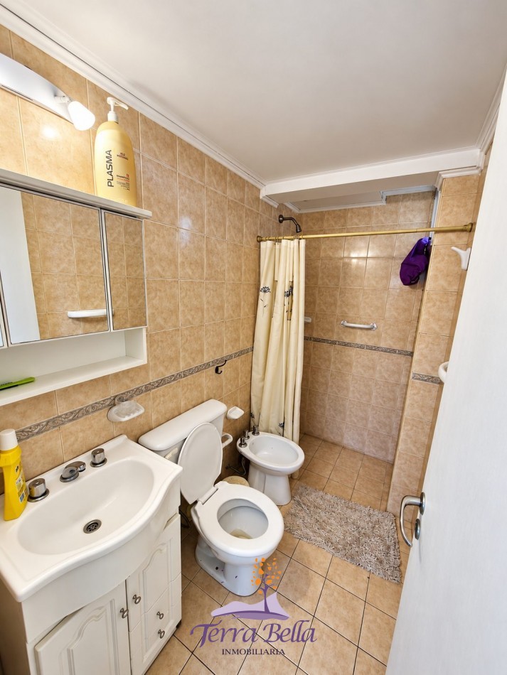 DEPARTAMENTO 2 DORMITORIOS - CENTRICO - PILETA - COCHERA - QUINCHO