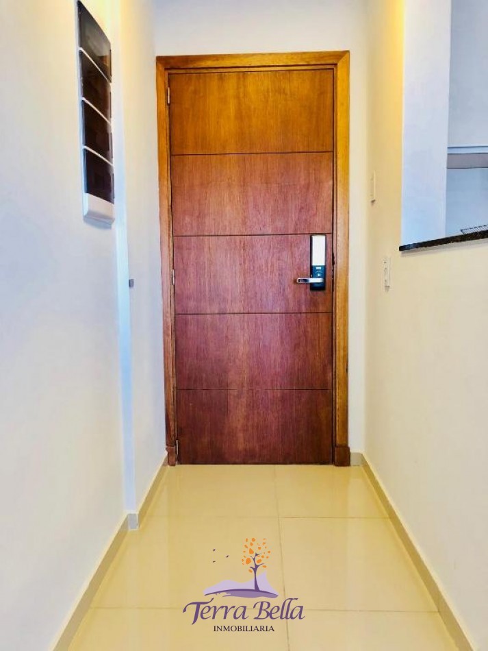 DEPARTAMENTO PARA 4 PERSONAS - CENTRICO-PILETA-TERRAZA-COCHERA-GIM