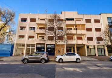 DEPARTAMENTO EN PLENO CENTRO PARA 6 PERSONAS CON COCHERA