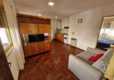 DEPARTAMENTO EN PLENO CENTRO PARA 3 PERSONAS